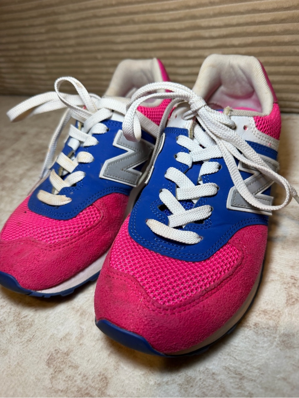 New Balance 574 Pink & Blue Casual Sneakers Women’s Size 7.5